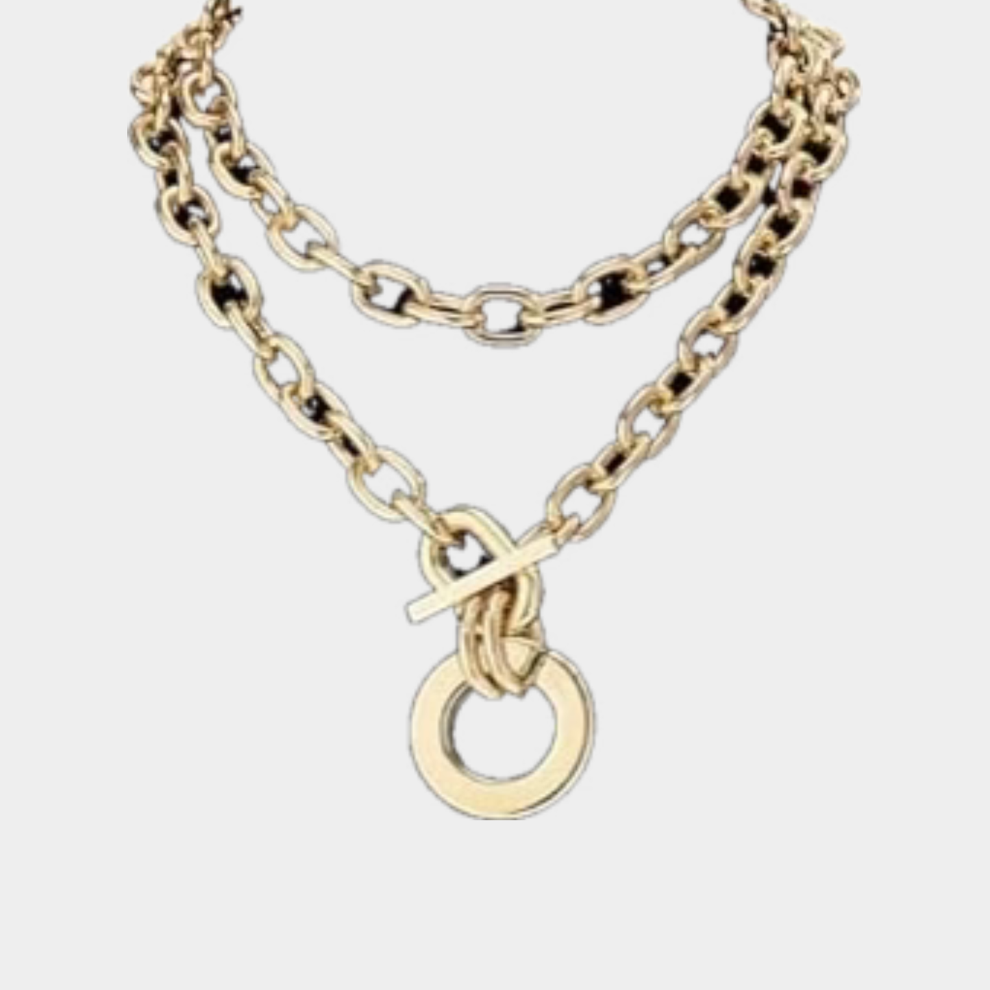 Collar con aro dorado