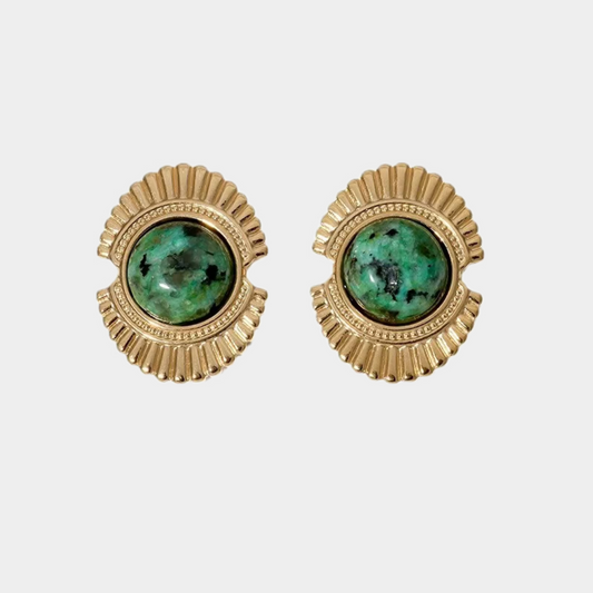 Arete sol con jade dorado